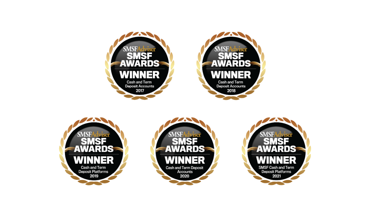 smsf award logo badges